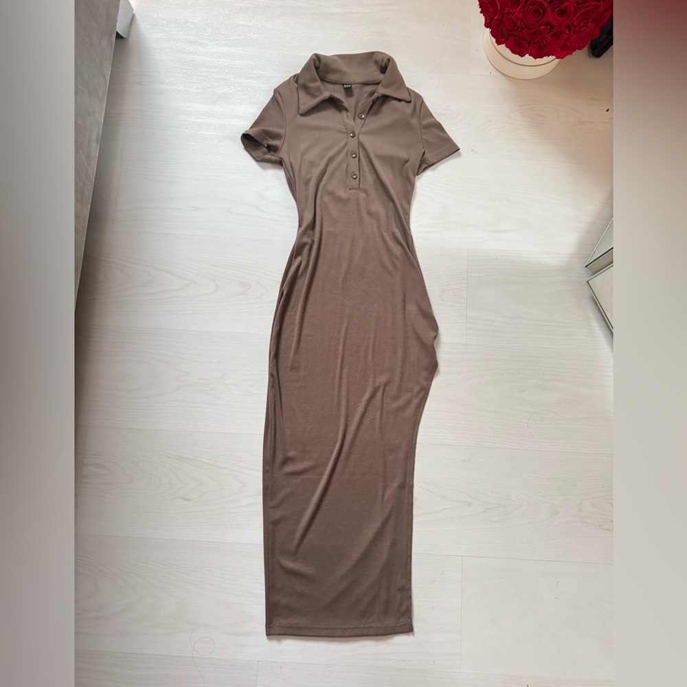 New ! Brown dress.open leg. Everyday